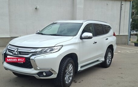 Mitsubishi Pajero Sport III рестайлинг, 2019 год, 2 850 000 рублей, 2 фотография