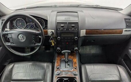 Volkswagen Touareg III, 2008 год, 1 000 000 рублей, 10 фотография