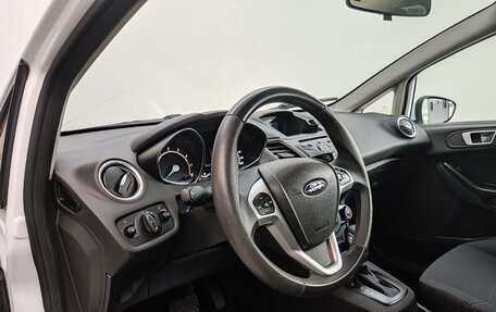 Ford Fiesta, 2016 год, 930 000 рублей, 15 фотография