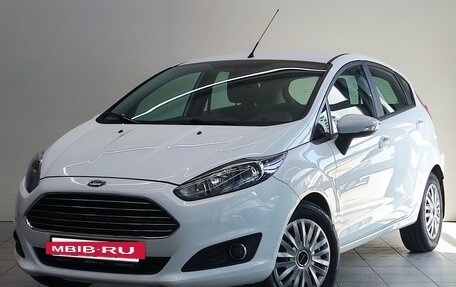 Ford Fiesta, 2016 год, 930 000 рублей, 2 фотография