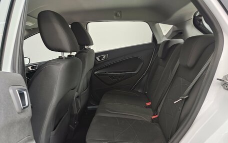 Ford Fiesta, 2016 год, 930 000 рублей, 18 фотография