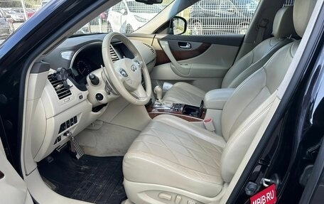 Infiniti QX70, 2017 год, 3 200 000 рублей, 5 фотография