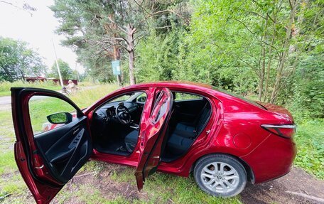 Toyota Yaris, 2017 год, 1 520 000 рублей, 12 фотография