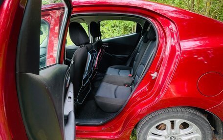 Toyota Yaris, 2017 год, 1 520 000 рублей, 13 фотография