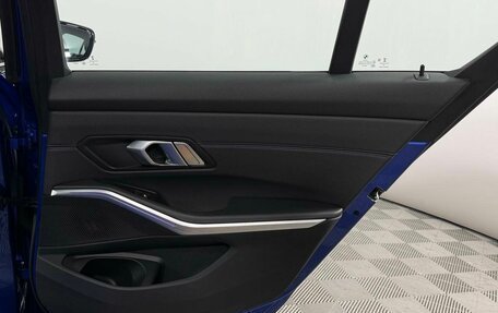 BMW 3 серия, 2019 год, 4 899 000 рублей, 26 фотография