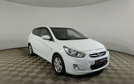 Hyundai Solaris II рестайлинг, 2014 год, 870 000 рублей, 3 фотография