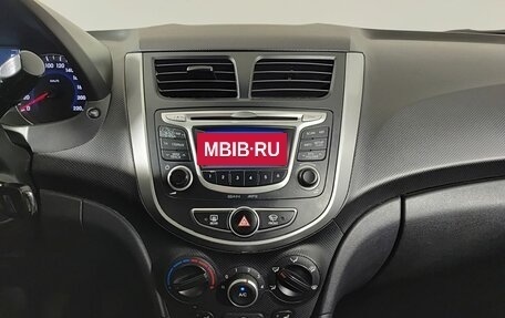 Hyundai Solaris II рестайлинг, 2014 год, 870 000 рублей, 15 фотография
