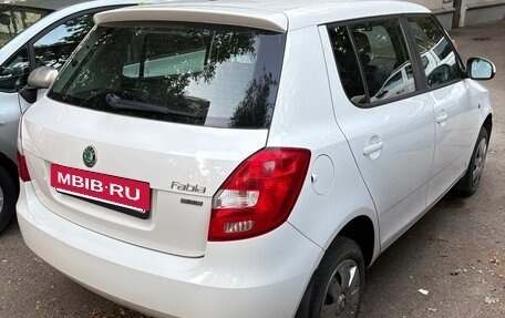 Skoda Fabia II, 2011 год, 520 000 рублей, 3 фотография