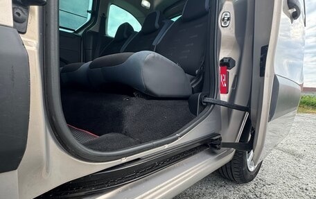 Citroen Berlingo II рестайлинг, 2012 год, 700 000 рублей, 32 фотография