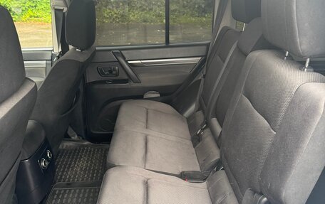 Mitsubishi Pajero IV, 2011 год, 1 950 000 рублей, 18 фотография