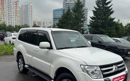 Mitsubishi Pajero IV, 2011 год, 1 950 000 рублей, 16 фотография
