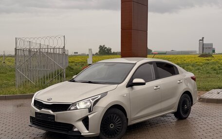 KIA Rio IV, 2020 год, 1 570 000 рублей, 1 фотография