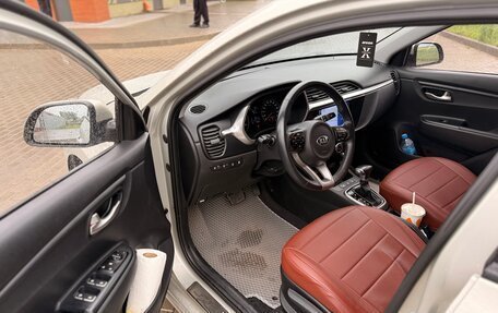 KIA Rio IV, 2020 год, 1 570 000 рублей, 10 фотография