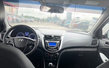 Hyundai Solaris II рестайлинг, 2013 год, 540 000 рублей, 1 фотография
