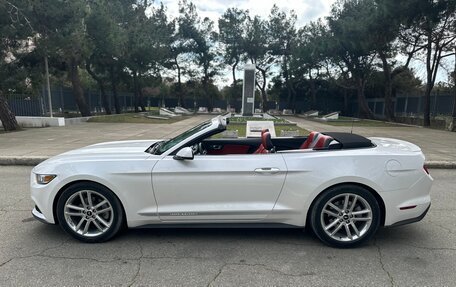 Ford Mustang VI рестайлинг, 2017 год, 2 750 000 рублей, 6 фотография