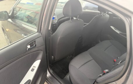 Hyundai Solaris II рестайлинг, 2013 год, 540 000 рублей, 3 фотография