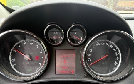 Opel Astra J, 2011 год, 700 000 рублей, 13 фотография