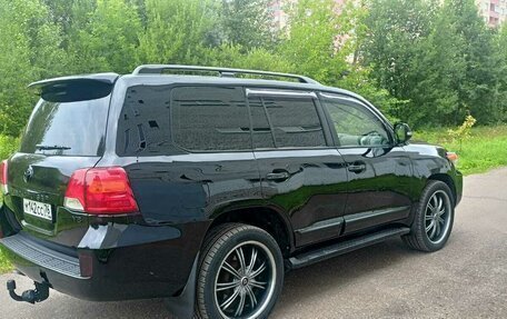 Toyota Land Cruiser 200, 2012 год, 2 750 000 рублей, 3 фотография