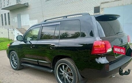 Toyota Land Cruiser 200, 2012 год, 2 750 000 рублей, 6 фотография