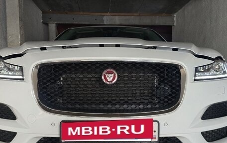 Jaguar F-Pace, 2019 год, 2 990 000 рублей, 16 фотография