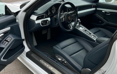 Porsche 911, 2017 год, 10 000 000 рублей, 16 фотография