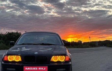 BMW 3 серия, 1999 год, 335 000 рублей, 1 фотография