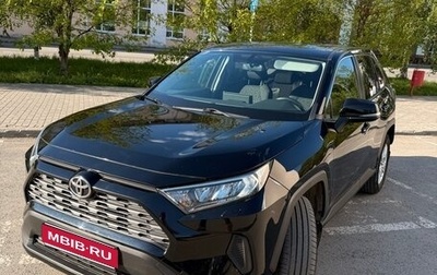 Toyota RAV4, 2020 год, 2 900 000 рублей, 1 фотография