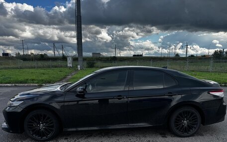 Toyota Camry, 2019 год, 2 500 000 рублей, 3 фотография