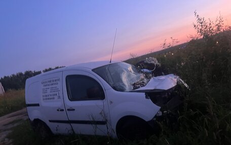 Renault Kangoo II рестайлинг, 2011 год, 110 000 рублей, 4 фотография