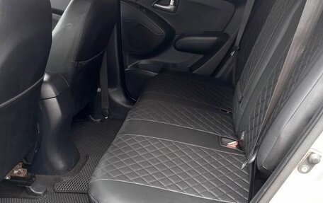 Hyundai ix35 I рестайлинг, 2011 год, 1 250 000 рублей, 6 фотография
