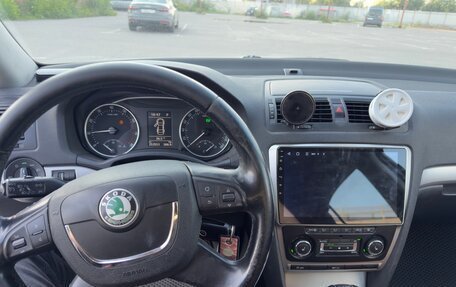 Skoda Octavia, 2011 год, 800 000 рублей, 12 фотография