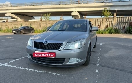 Skoda Octavia, 2011 год, 800 000 рублей, 2 фотография