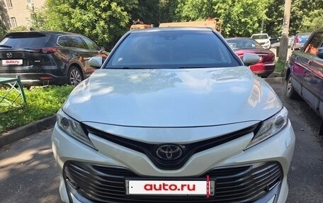 Toyota Camry, 2019 год, 2 800 000 рублей, 2 фотография