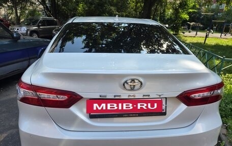 Toyota Camry, 2019 год, 2 800 000 рублей, 5 фотография