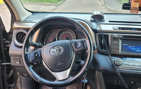 Toyota RAV4, 2015 год, 1 850 000 рублей, 11 фотография