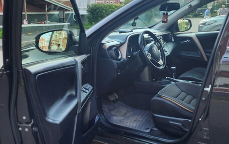 Toyota RAV4, 2015 год, 1 850 000 рублей, 7 фотография