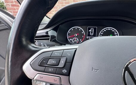 Volkswagen Polo VI (EU Market), 2020 год, 1 590 000 рублей, 29 фотография