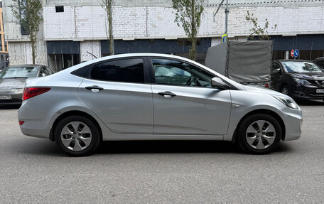 Hyundai Solaris II рестайлинг, 2013 год, 950 000 рублей, 3 фотография
