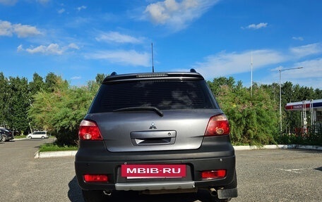 Mitsubishi Outlander III рестайлинг 3, 2007 год, 475 000 рублей, 4 фотография