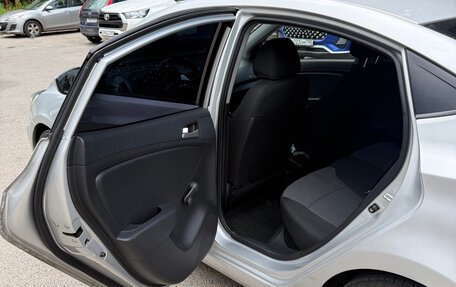Hyundai Solaris II рестайлинг, 2013 год, 950 000 рублей, 11 фотография