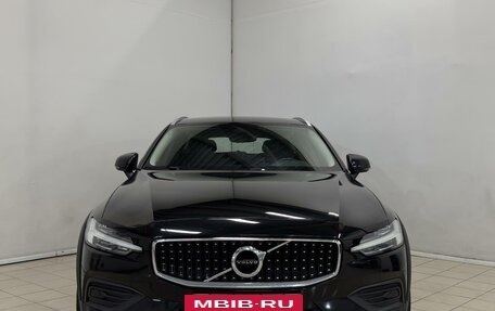 Volvo V60 Cross Country II, 2021 год, 3 469 000 рублей, 11 фотография