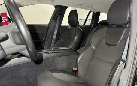 Volvo V60 Cross Country II, 2021 год, 3 469 000 рублей, 22 фотография