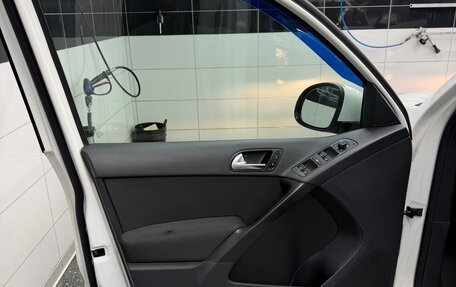 Volkswagen Tiguan I, 2011 год, 1 180 000 рублей, 16 фотография