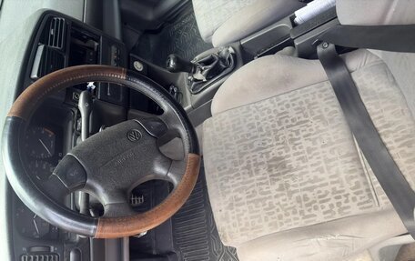 Volkswagen Passat B4, 1996 год, 140 000 рублей, 5 фотография