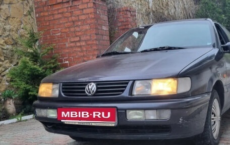 Volkswagen Passat B4, 1996 год, 140 000 рублей, 9 фотография