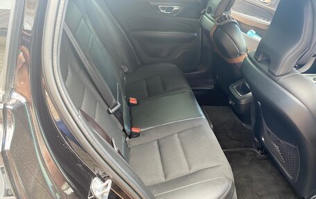 Volvo V60 II, 2019 год, 2 750 000 рублей, 9 фотография