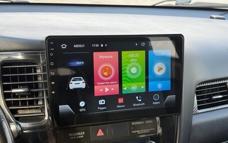 Mitsubishi Outlander III рестайлинг 3, 2012 год, 1 349 000 рублей, 10 фотография
