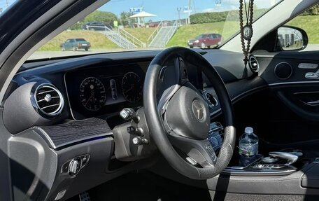 Mercedes-Benz E-Класс, 2016 год, 3 500 000 рублей, 9 фотография
