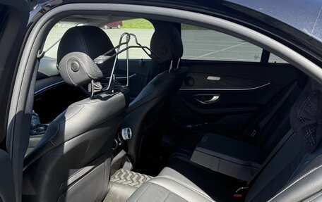 Mercedes-Benz E-Класс, 2016 год, 3 500 000 рублей, 6 фотография