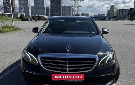 Mercedes-Benz E-Класс, 2016 год, 3 500 000 рублей, 2 фотография